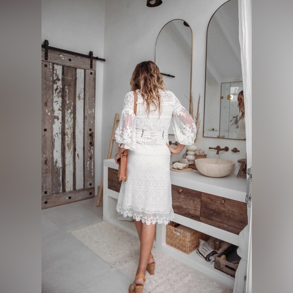 SPELL dawn lace belted midi dress - Picture 5 of 11